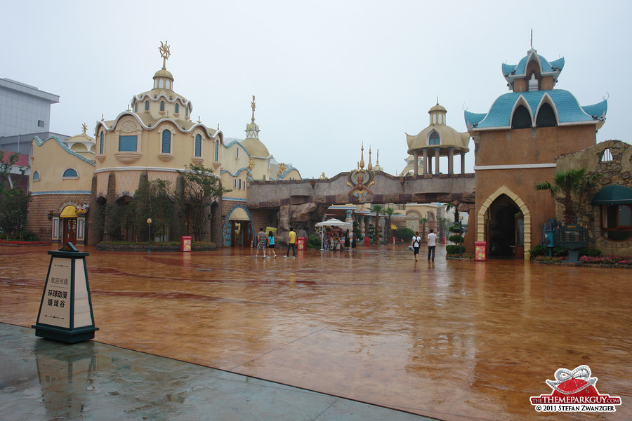 The entrance very much resembles Universal's Islands of Adventure