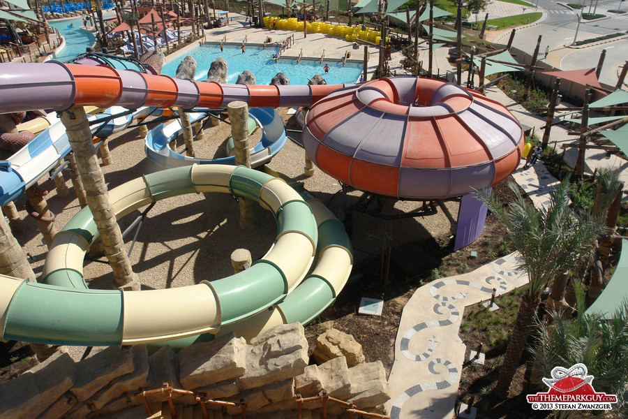 Covered bowl slide with music and effects inside